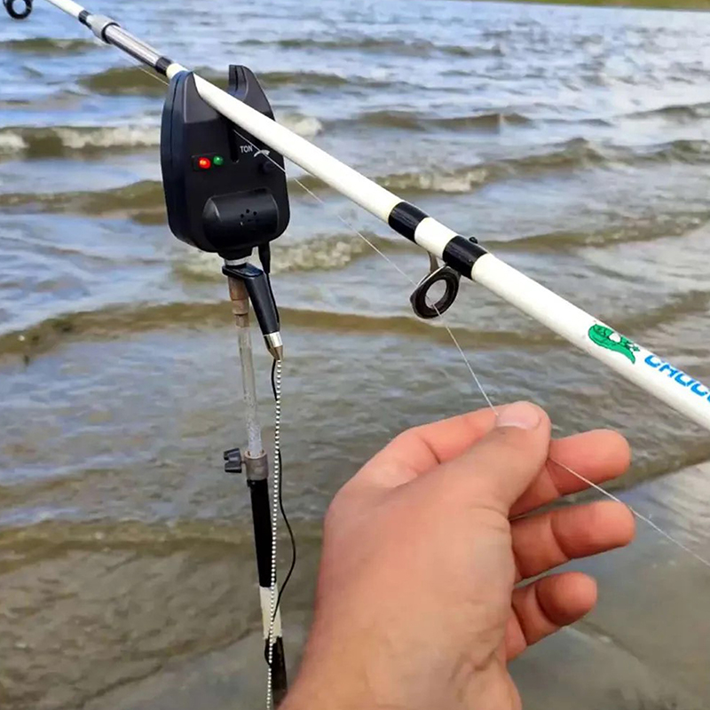 جهاز إنذار لصيد الكارب مع مؤشر - مراجعة Fishing Equipment Jet وسعره